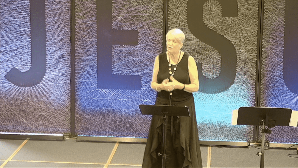 God in Person : The disciples see and Thomas believes